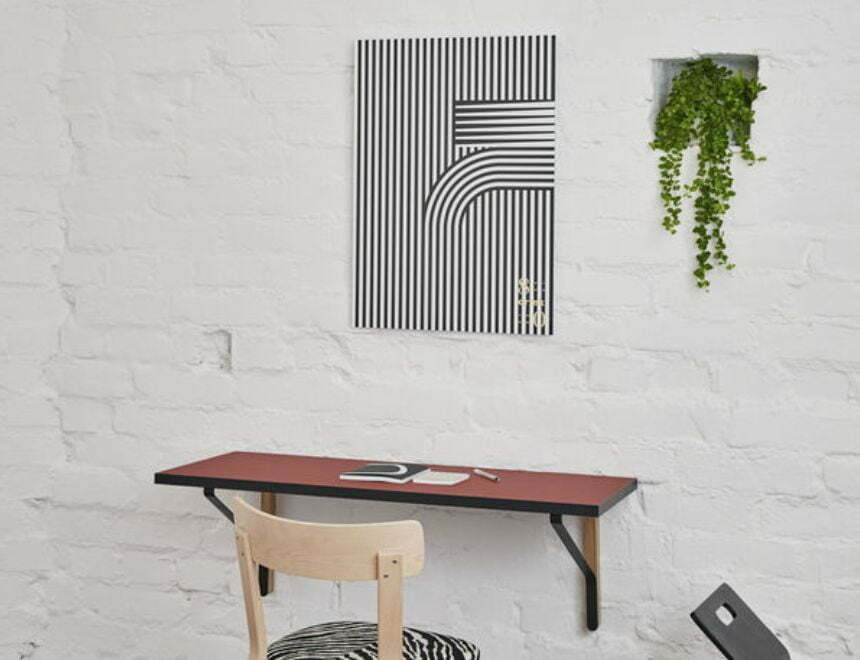 Kaari Wall Console