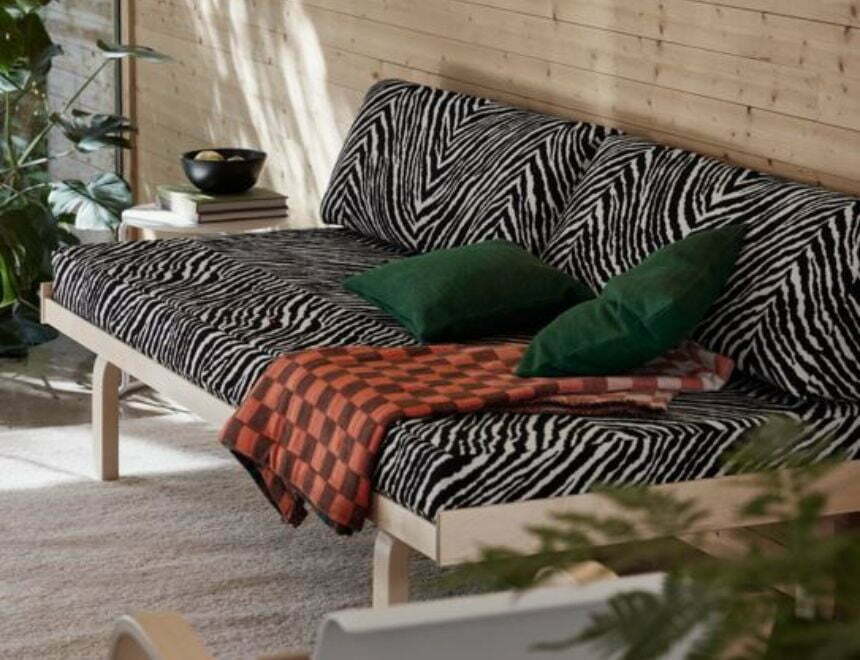 Day Bed 710