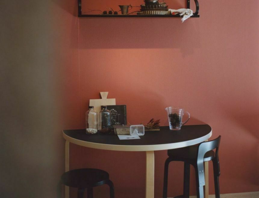 Aalto Table Half Round